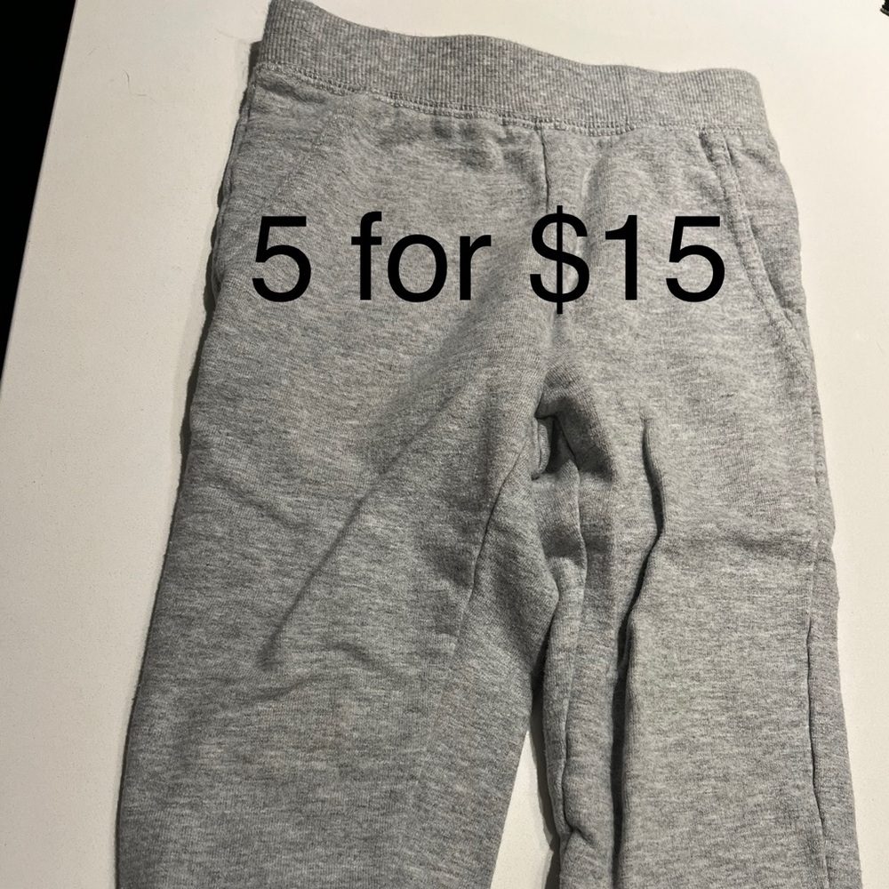 Gray sweatpants 24mo 2T EUC boys pants